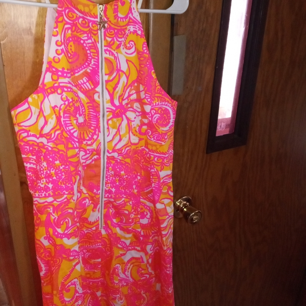 Women's clothing